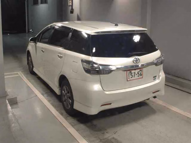 TOYOTA WISH