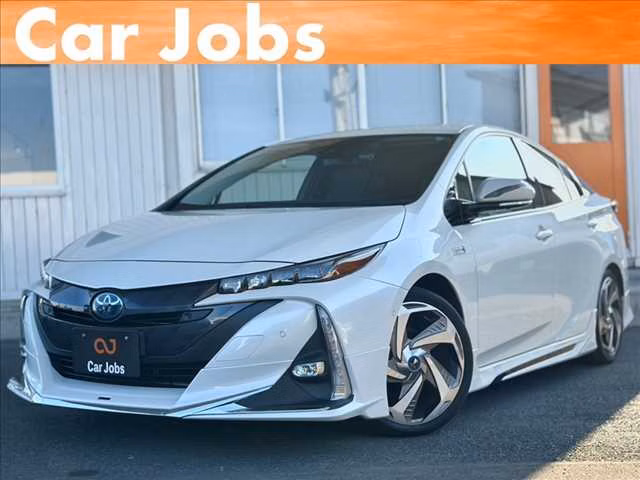TOYOTA PRIUS PHV