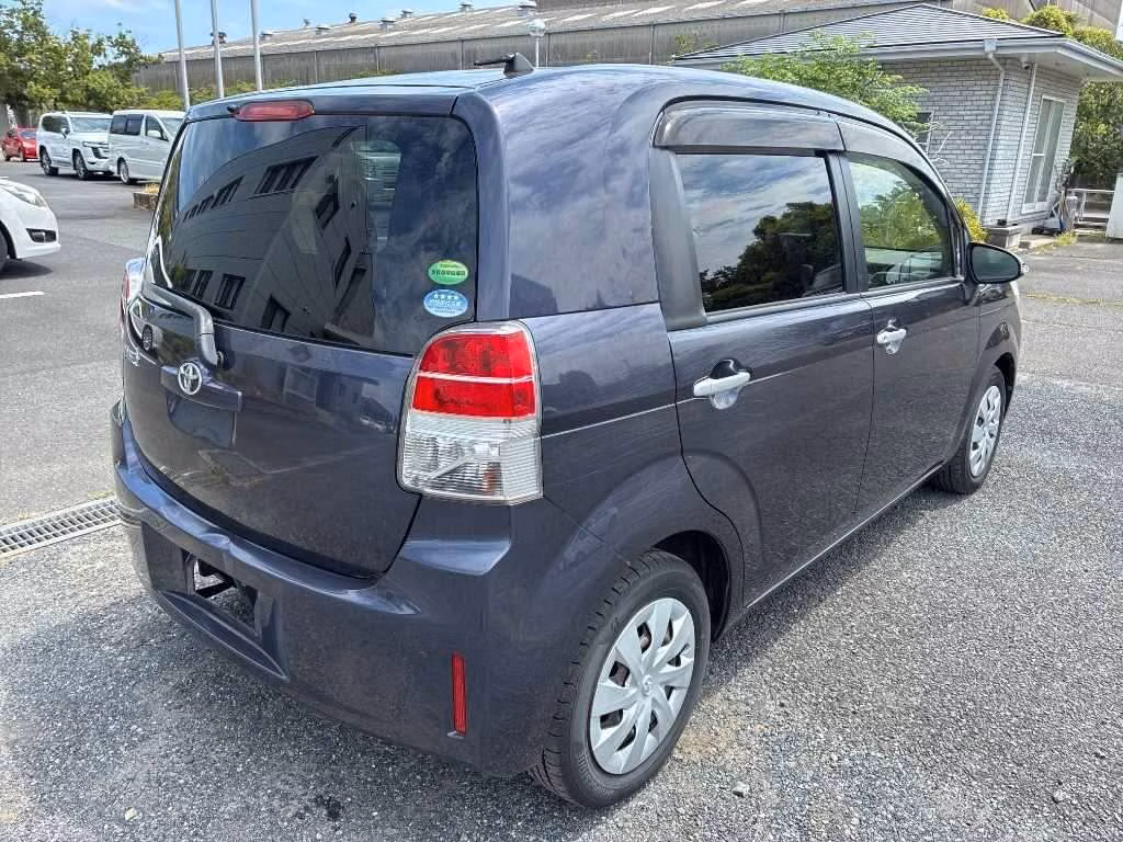 TOYOTA SPADE