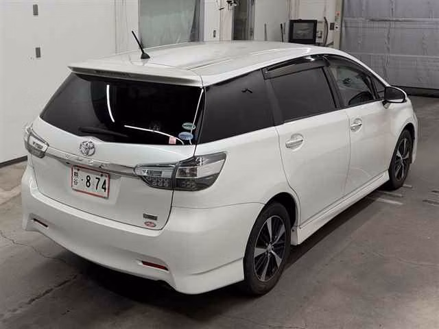 TOYOTA WISH