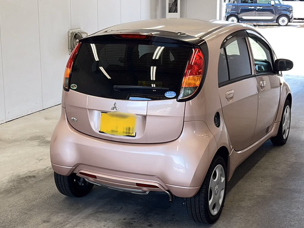 MITSUBISHI I