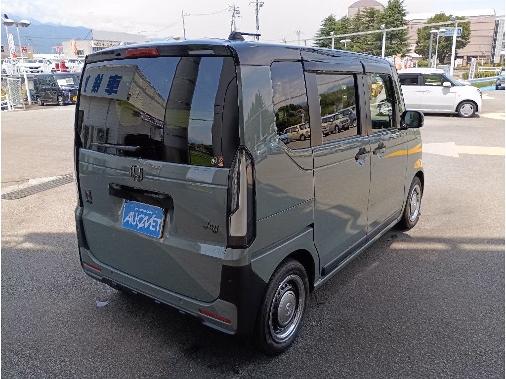 HONDA N-BOX