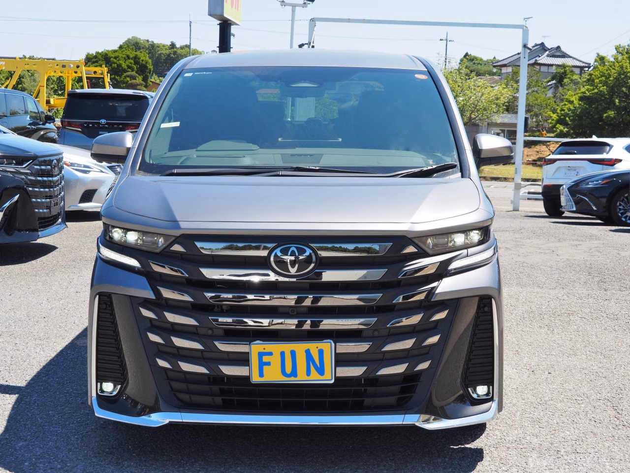 TOYOTA VELLFIRE