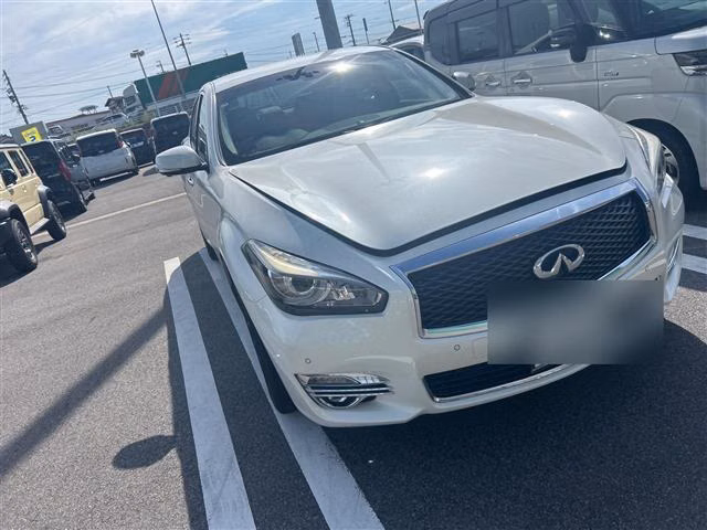 NISSAN FUGA