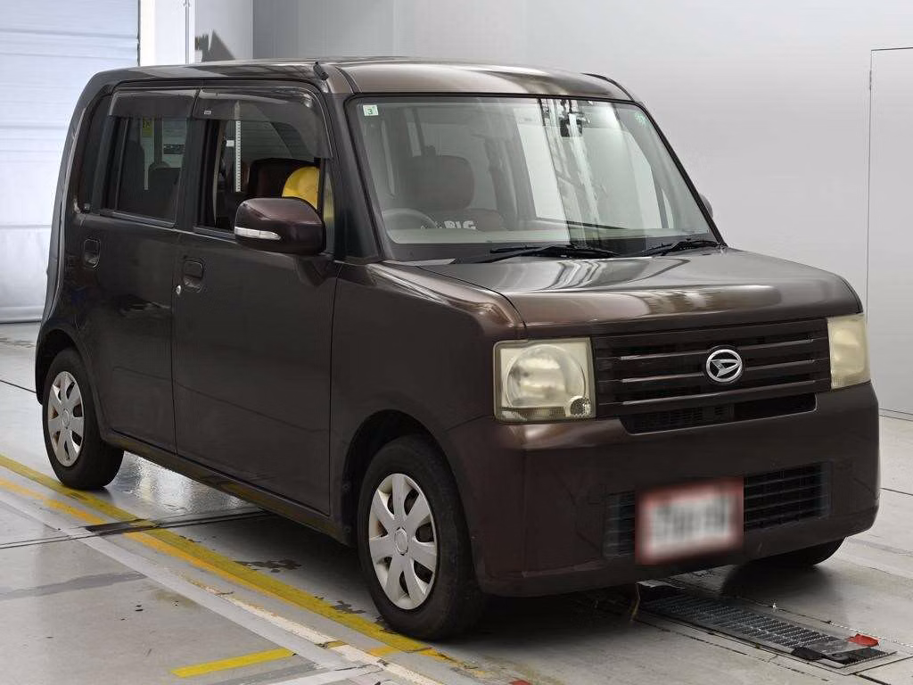 DAIHATSU MOVE CONTE