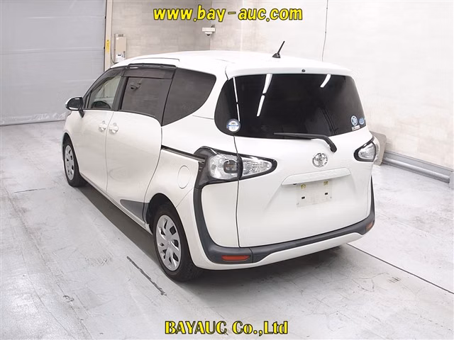 TOYOTA SIENTA