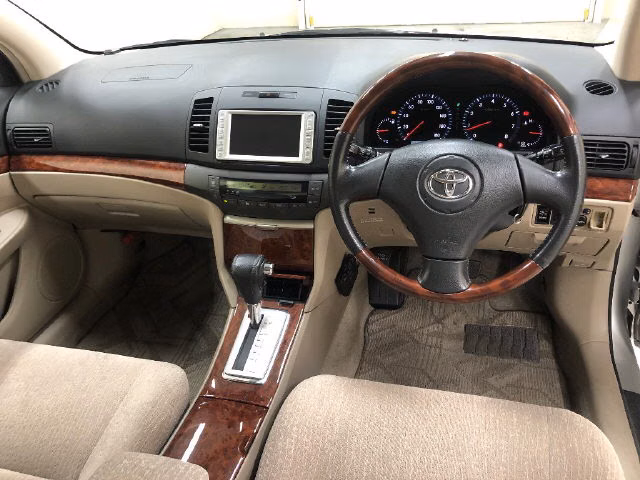 TOYOTA PREMIO