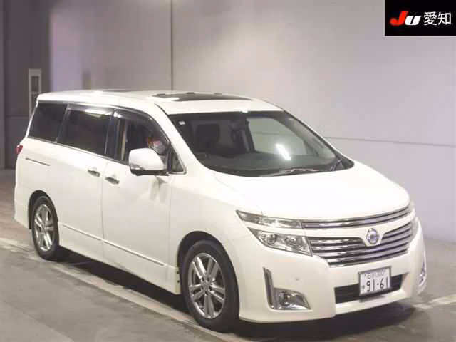 NISSAN ELGRAND