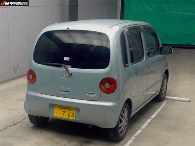 DAIHATSU MOVE LATTE