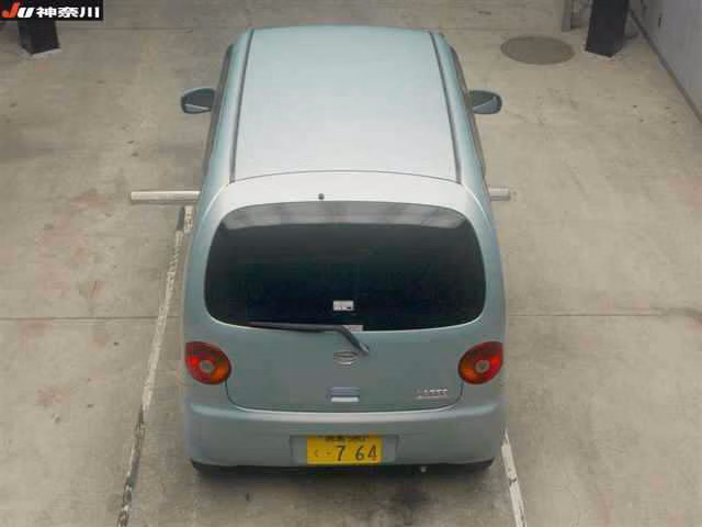 DAIHATSU MOVE LATTE