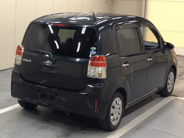 TOYOTA SPADE