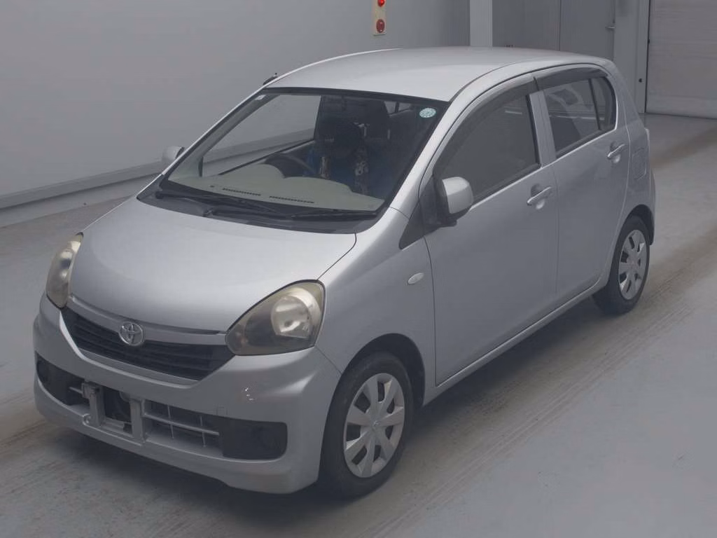 TOYOTA PIXIS EPOCH