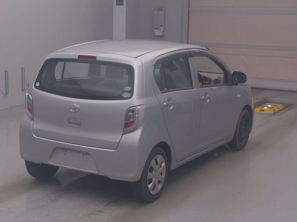 TOYOTA PIXIS EPOCH