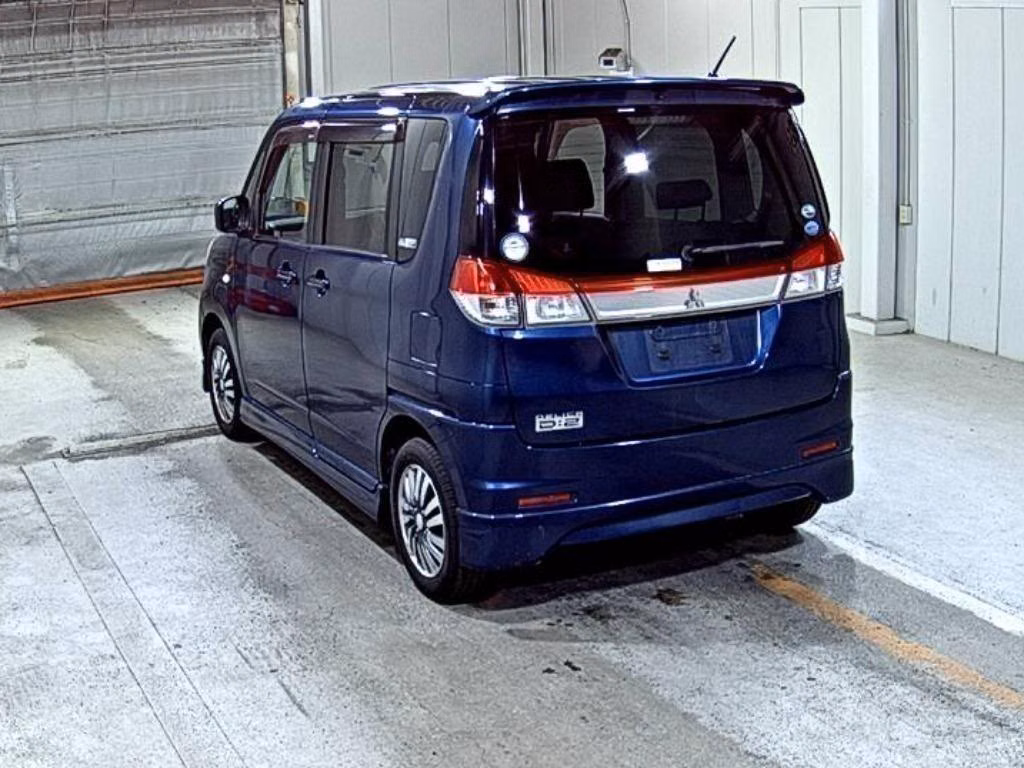 MITSUBISHI DELICA D:2