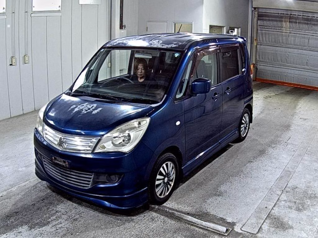 MITSUBISHI DELICA D:2