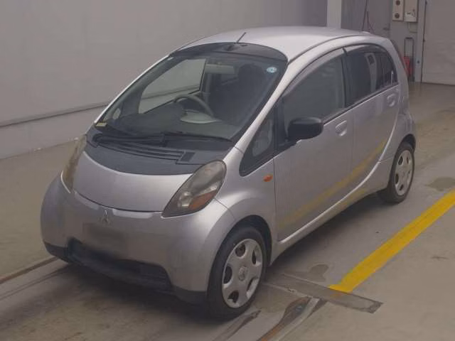 MITSUBISHI I