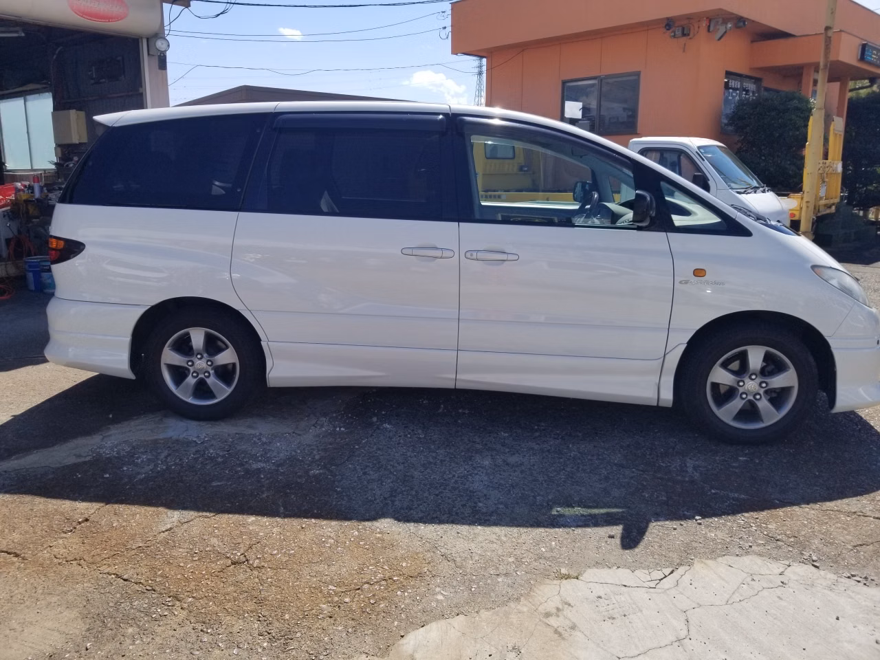 TOYOTA ESTIMA