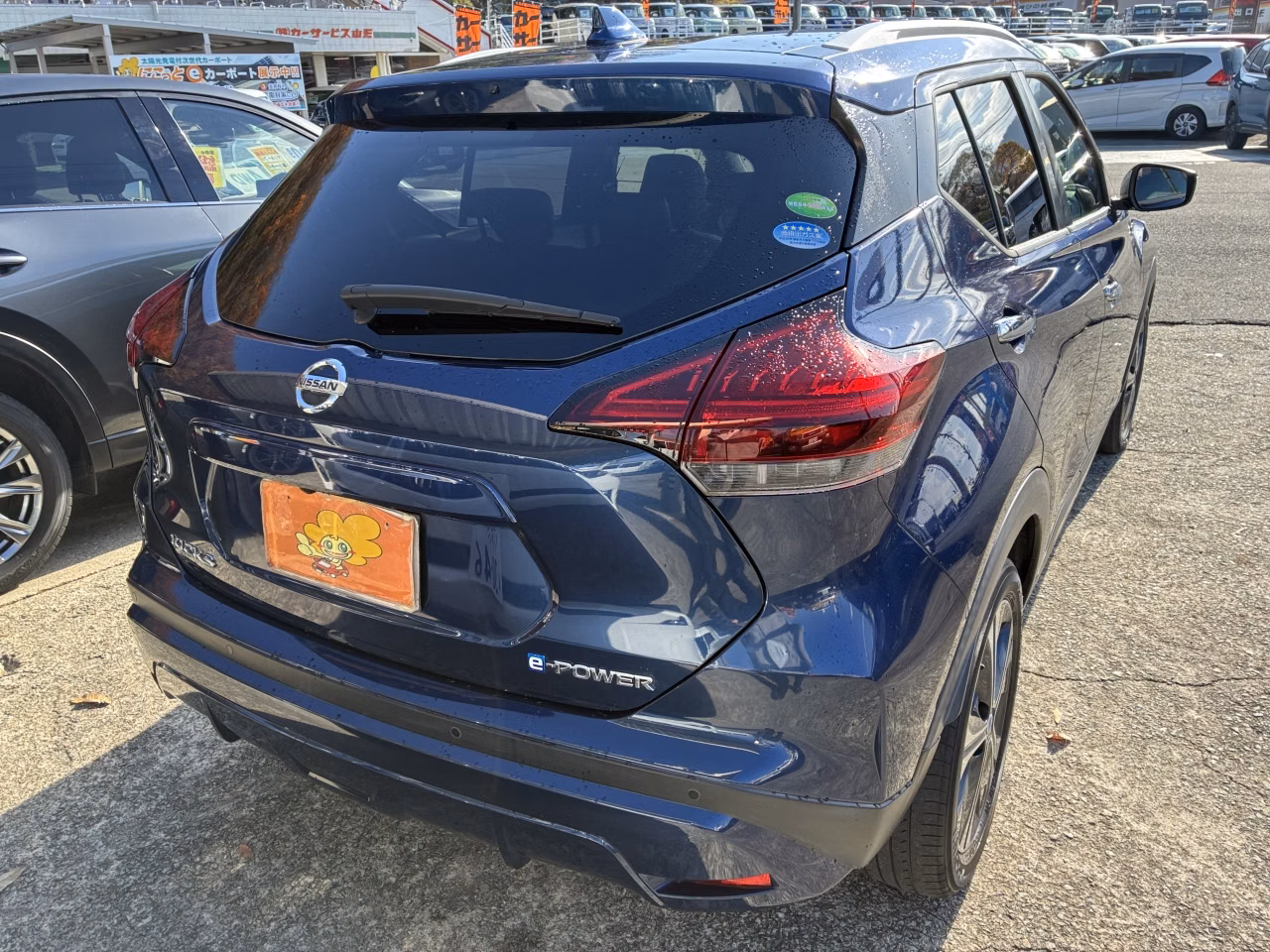NISSAN KICKS