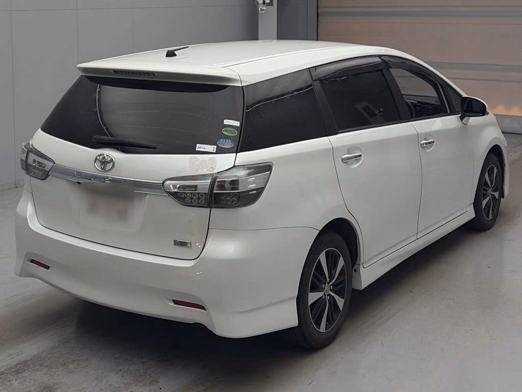 TOYOTA WISH