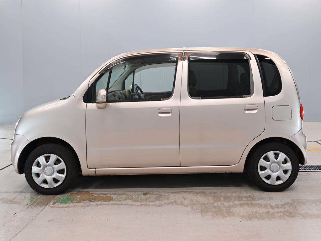 DAIHATSU MOVE LATTE