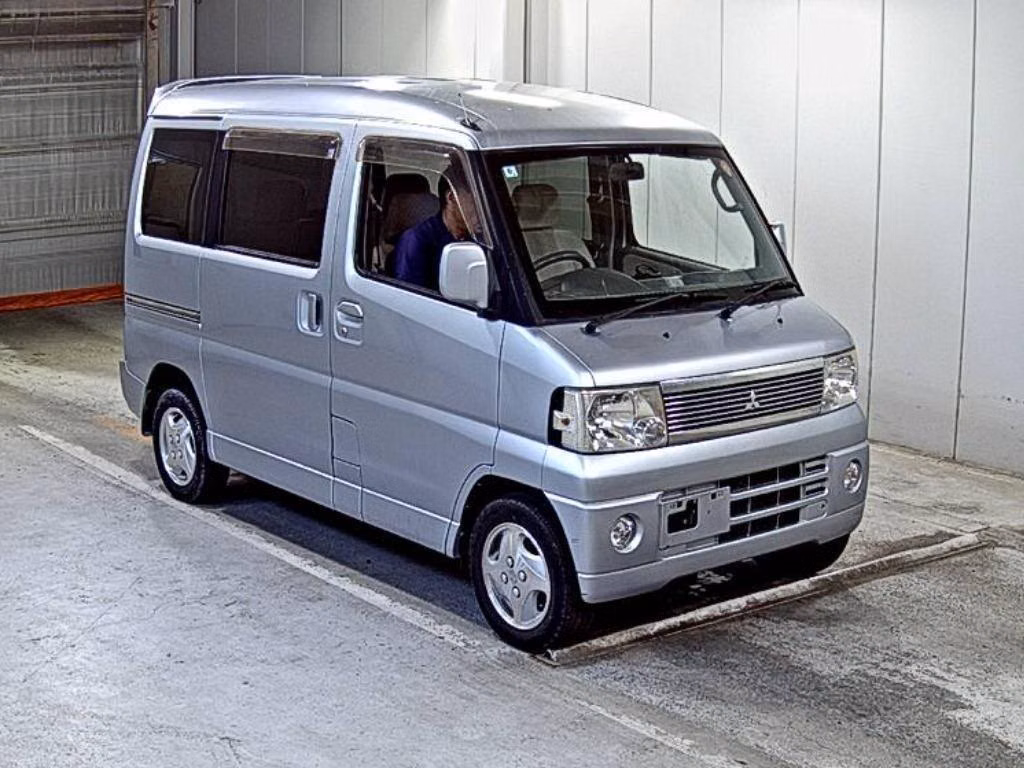 MITSUBISHI TOWN BOX