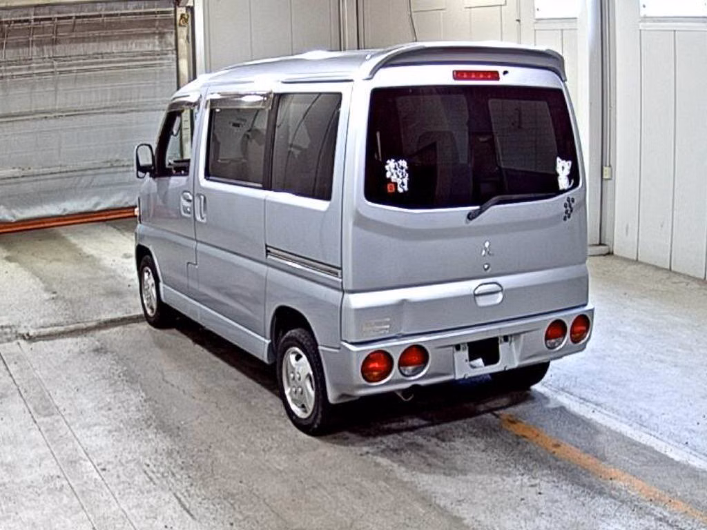 MITSUBISHI TOWN BOX