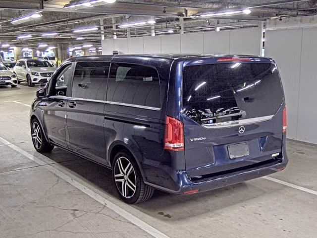 MERCEDES-BENZ V-CLASS