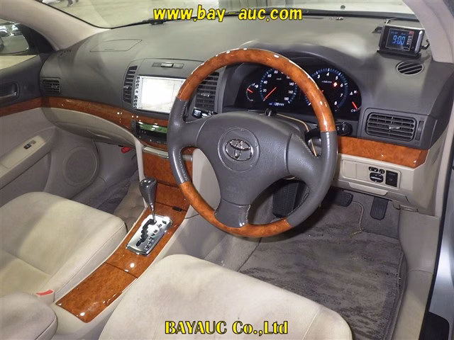 TOYOTA PREMIO