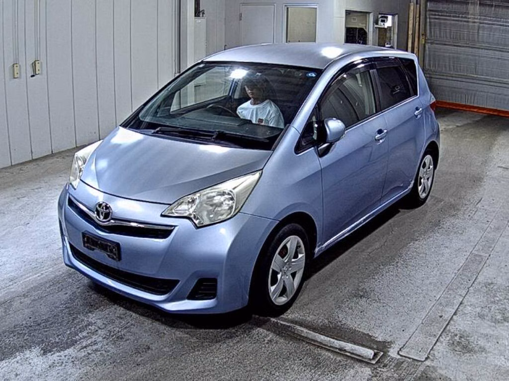 TOYOTA RACTIS
