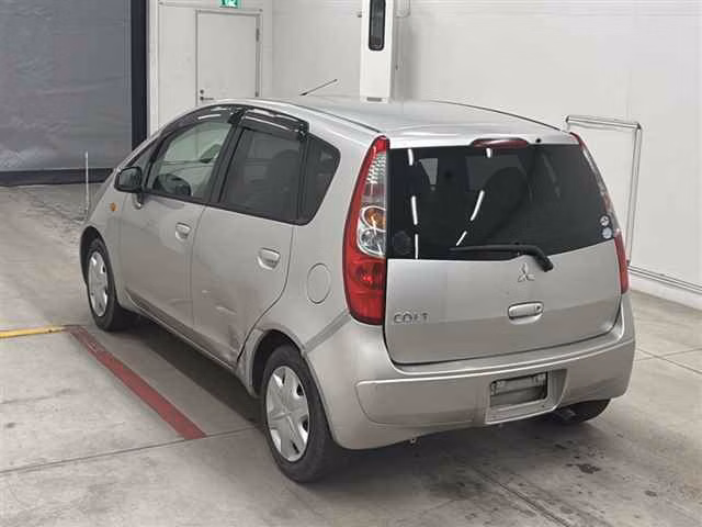 MITSUBISHI COLT