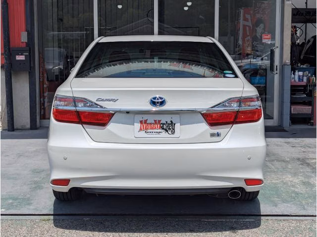 TOYOTA CAMRY