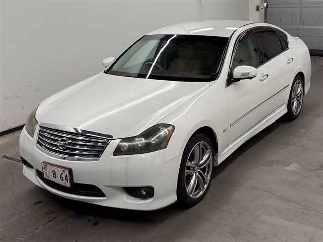 NISSAN FUGA