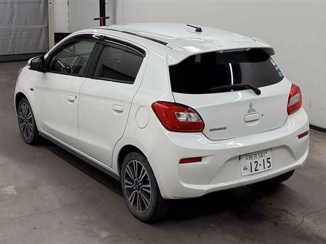 MITSUBISHI MIRAGE