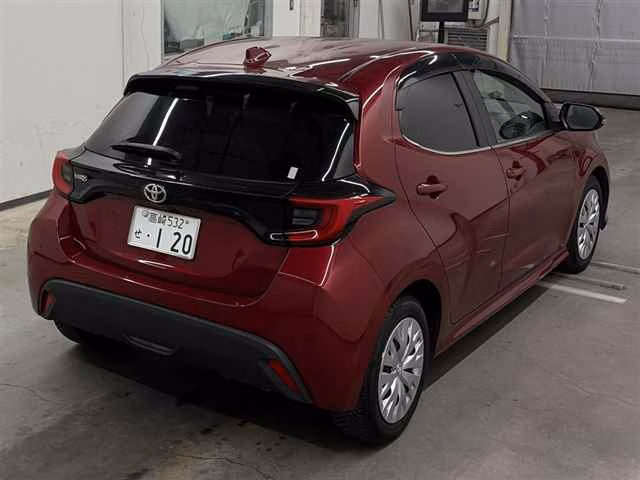 TOYOTA YARIS
