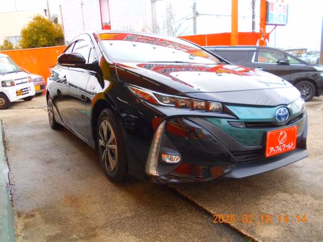 TOYOTA PRIUS PHV