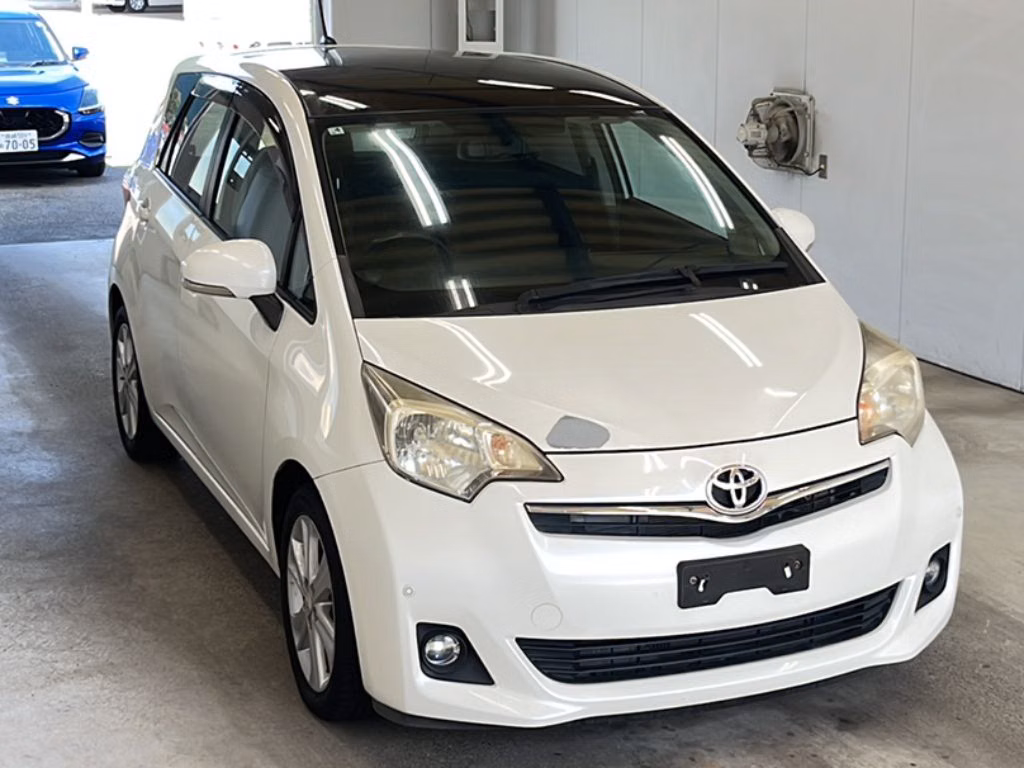 TOYOTA RACTIS
