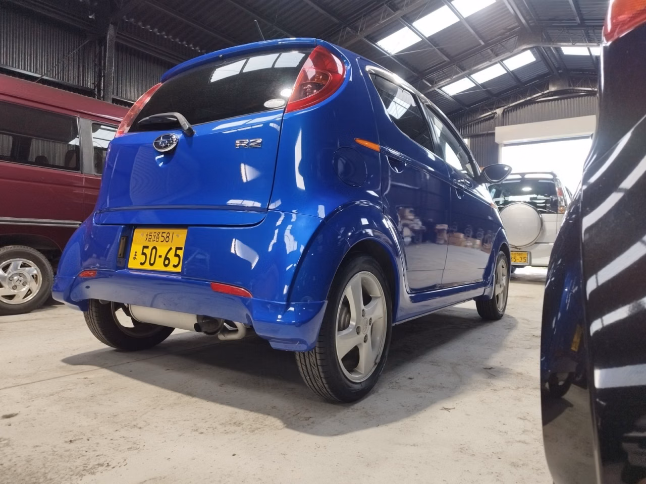 SUBARU R2