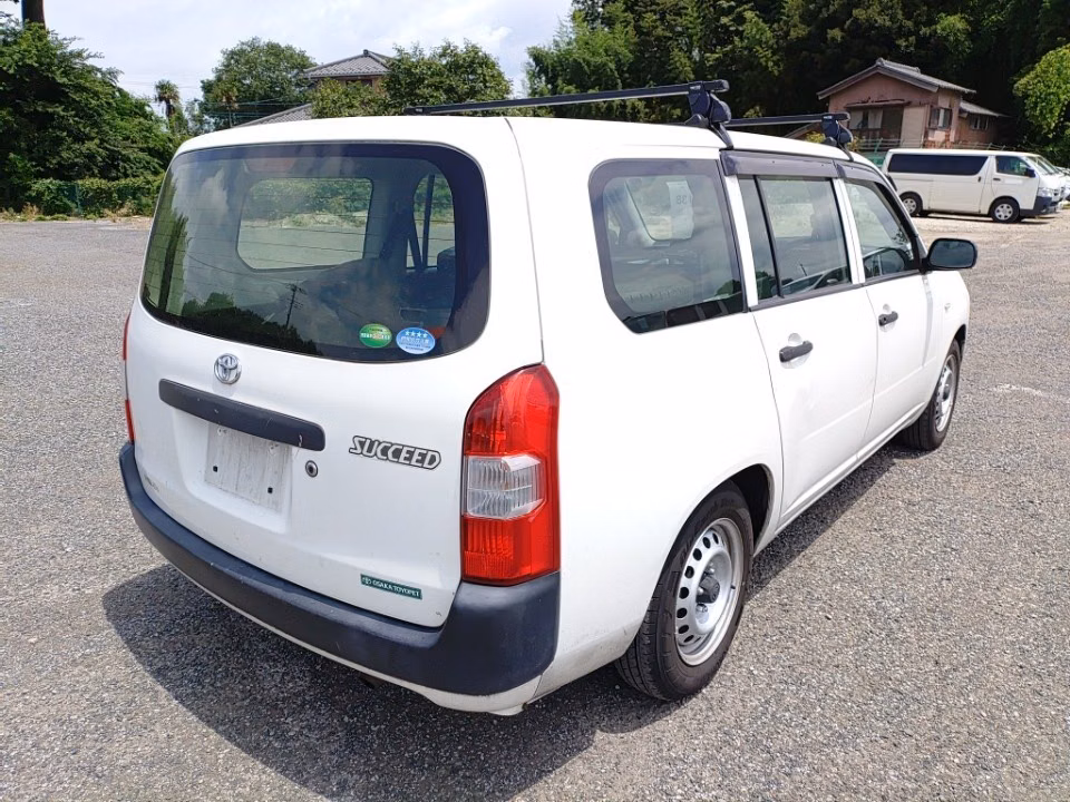TOYOTA PROBOX
