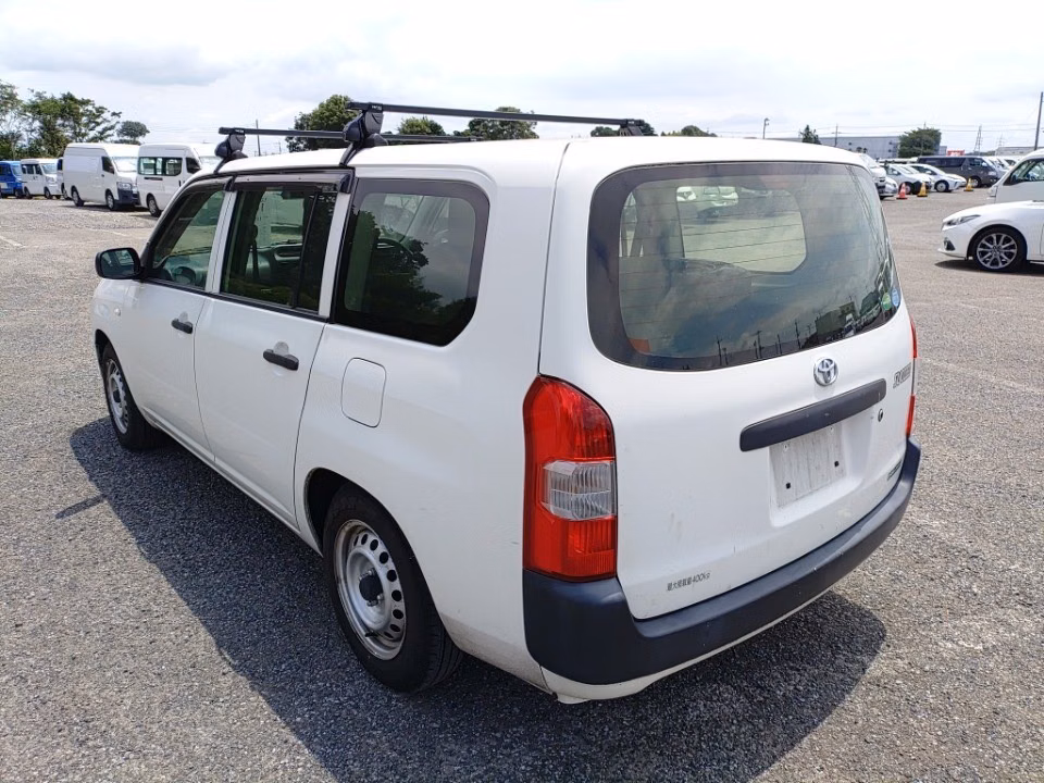 TOYOTA PROBOX