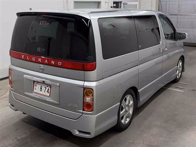 NISSAN ELGRAND