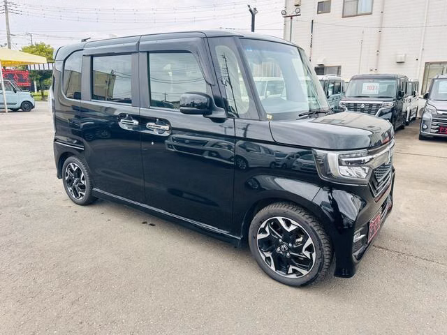 HONDA N-BOX