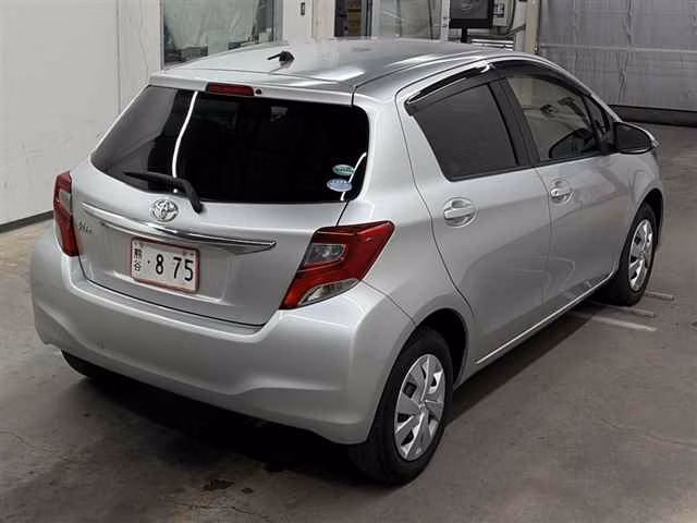 TOYOTA VITZ