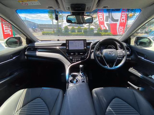 TOYOTA CAMRY