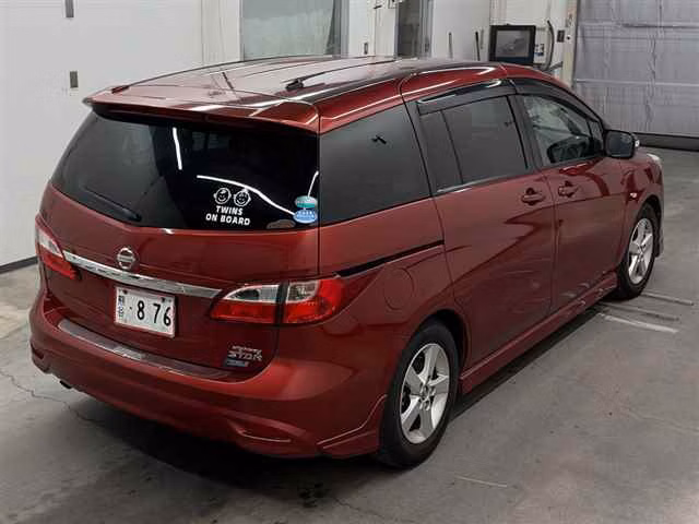 NISSAN LAFESTA
