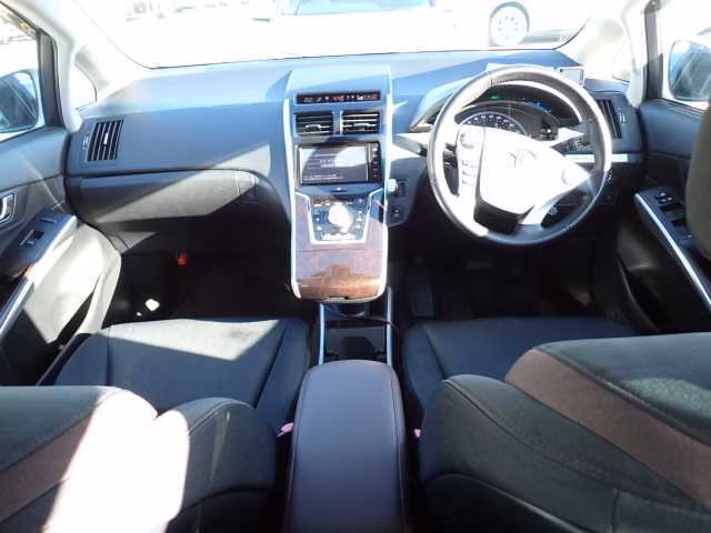 TOYOTA SAI