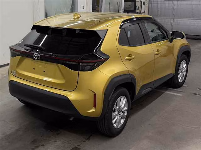 TOYOTA YARIS CROSS