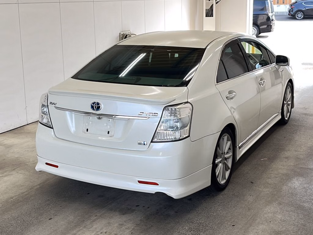 TOYOTA SAI