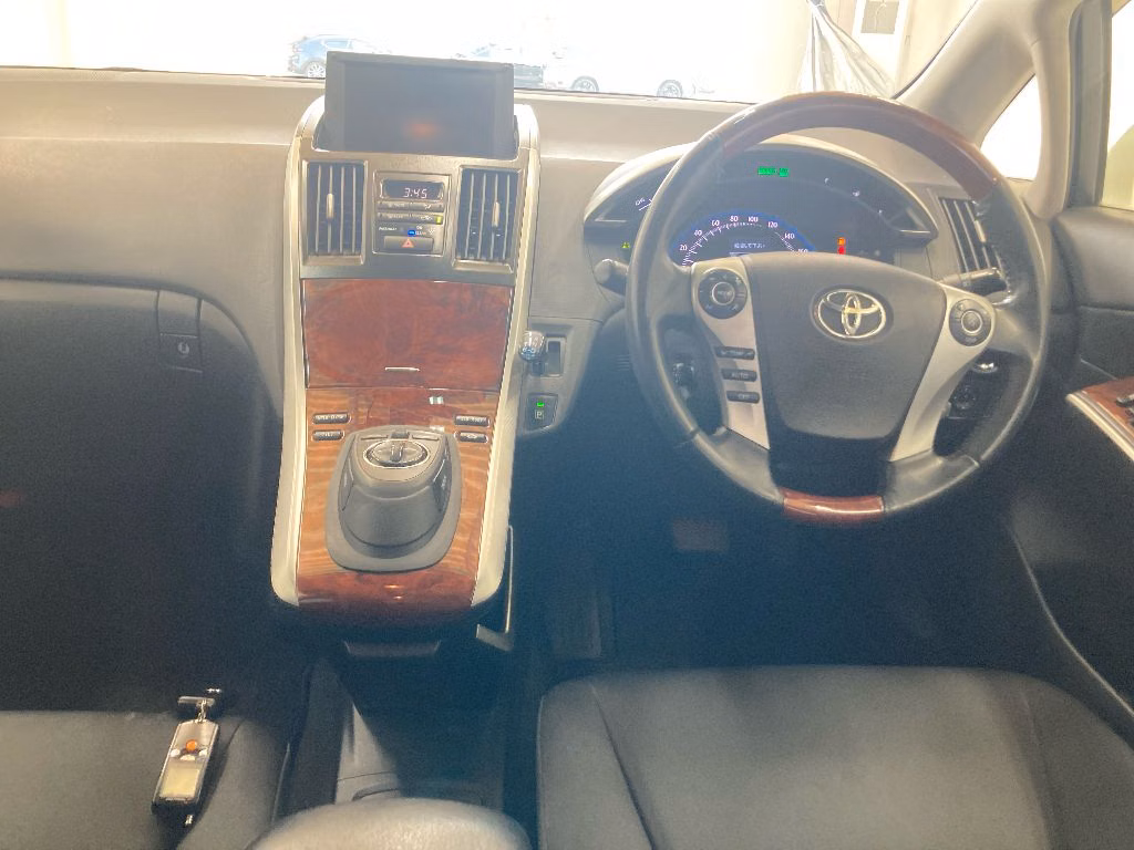 TOYOTA SAI
