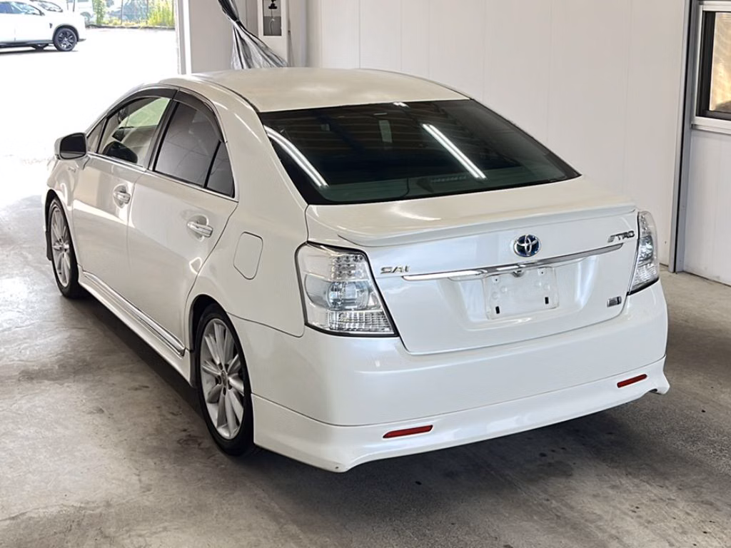 TOYOTA SAI