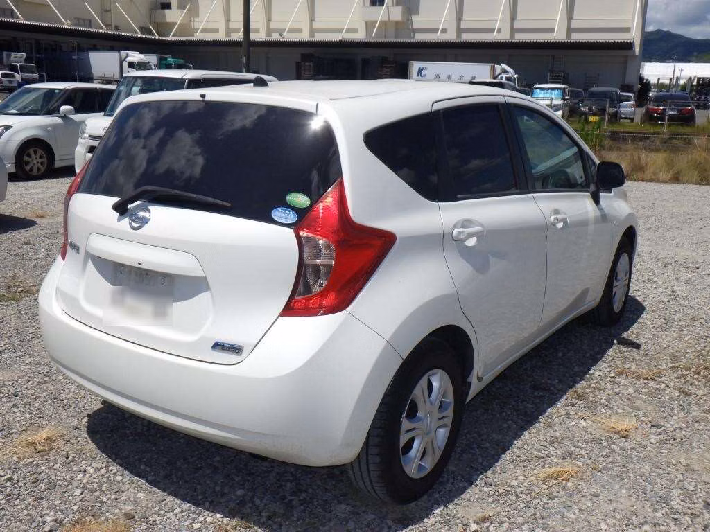 NISSAN NOTE